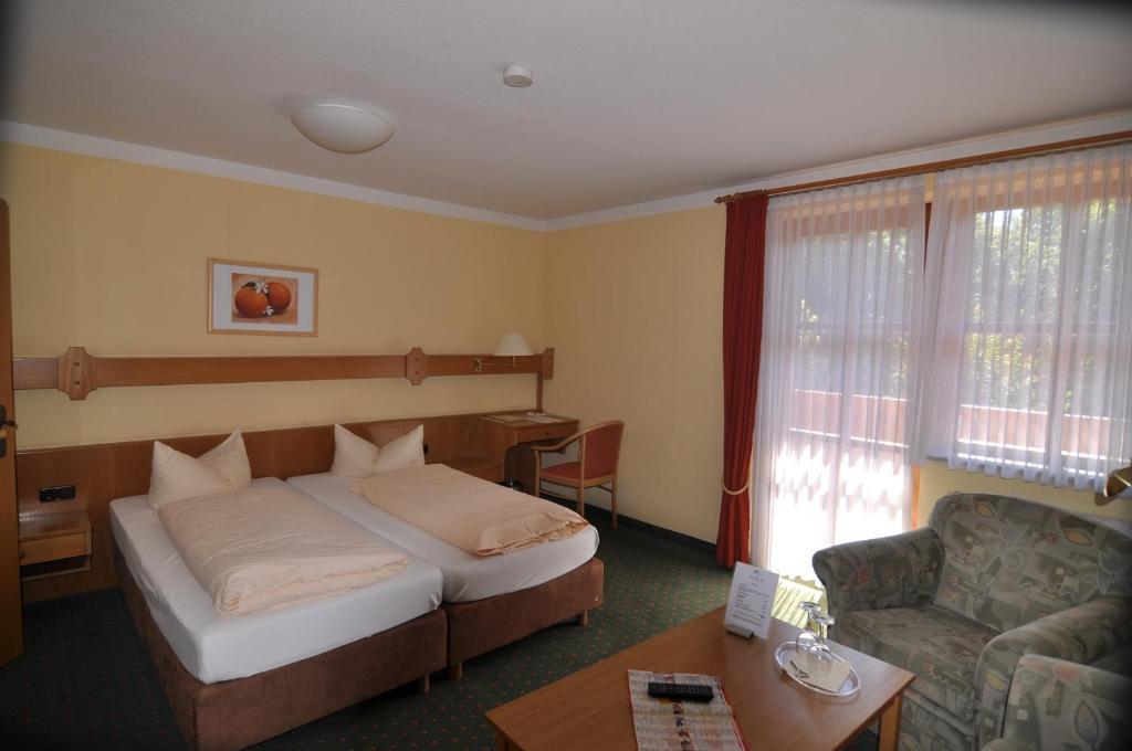 Hotel Toelzer Hof Bad Tolz Bilik gambar